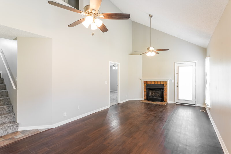2,175/Mo, 2605 Paddle Wheel Dr Nashville, TN 37214 Living Room View
