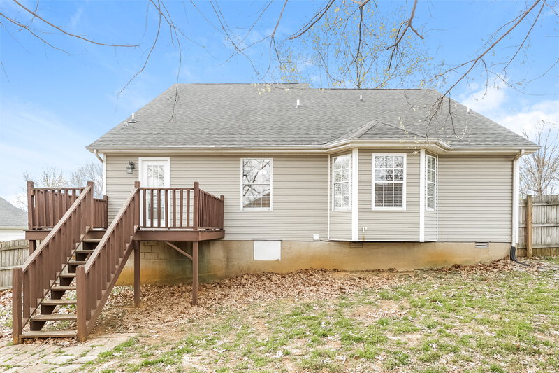 2,430/Mo, 108 Cedar Bend Ct La Vergne, TN 37086 Rear View