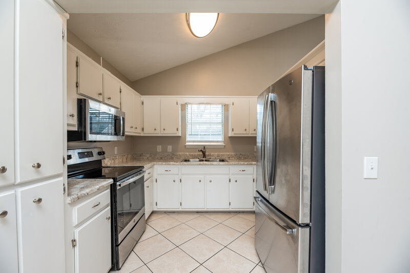 1,995/Mo, 101 Brandy Ct Antioch, TN 37013 Kitchen View