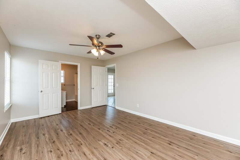 1,995/Mo, 101 Brandy Ct Antioch, TN 37013 Main Bedroom View 2