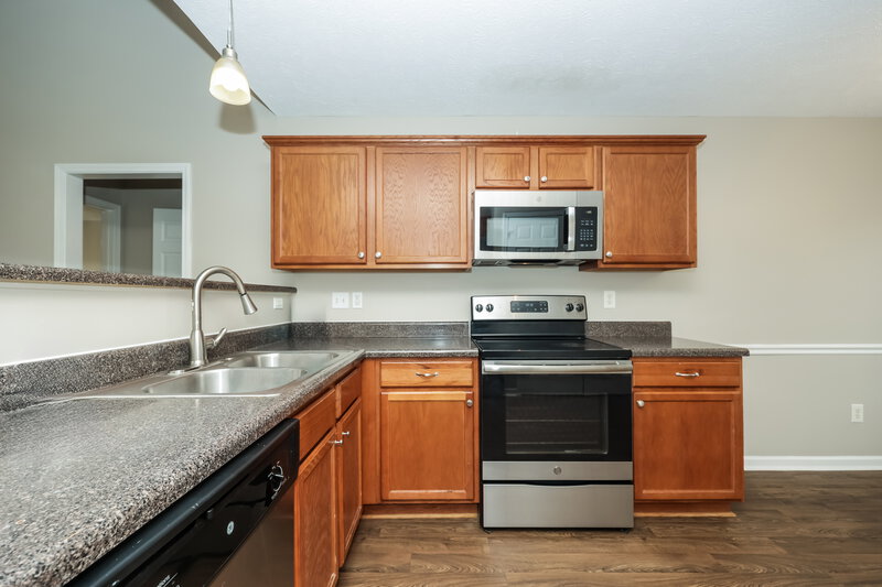 1,785/Mo, 3014 Deer Trail Dr Spring Hill, TN 37174 Kitchen View