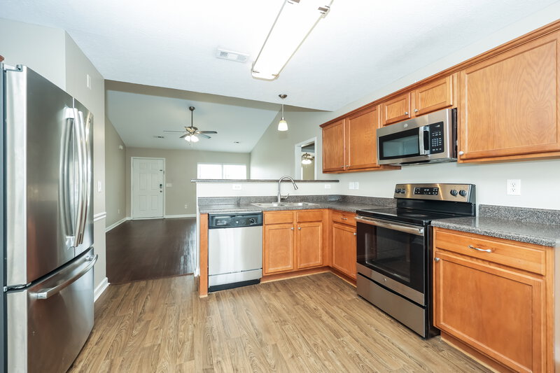 1,785/Mo, 3014 Deer Trail Dr Spring Hill, TN 37174 Kitchen View 2