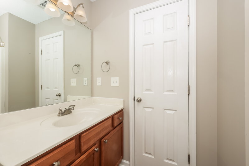 1,785/Mo, 3014 Deer Trail Dr Spring Hill, TN 37174 Bathroom View 2