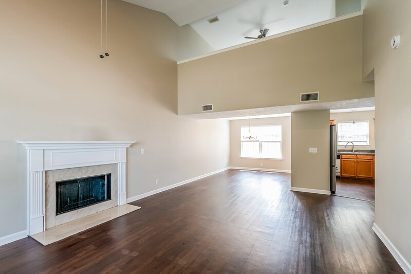 2,255/Mo, 2006 Zion Ln La Vergne, TN 37086 Living Room View