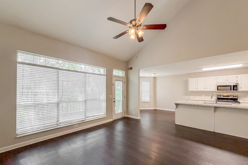 2,535/Mo, 3134 Creekview Ln Goodlettsville, TN 37072 Living Room View 3