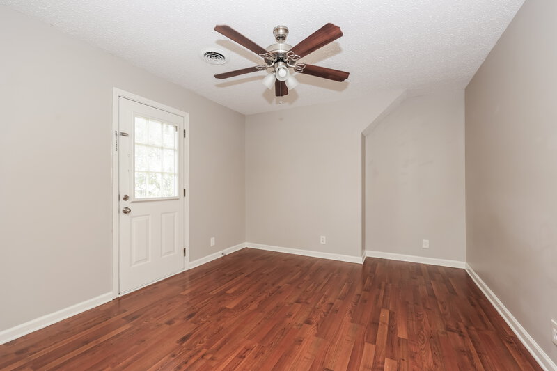 1,840/Mo, 1106 Victoria Dr Murfreesboro, TN 37129 Bedroom View 2