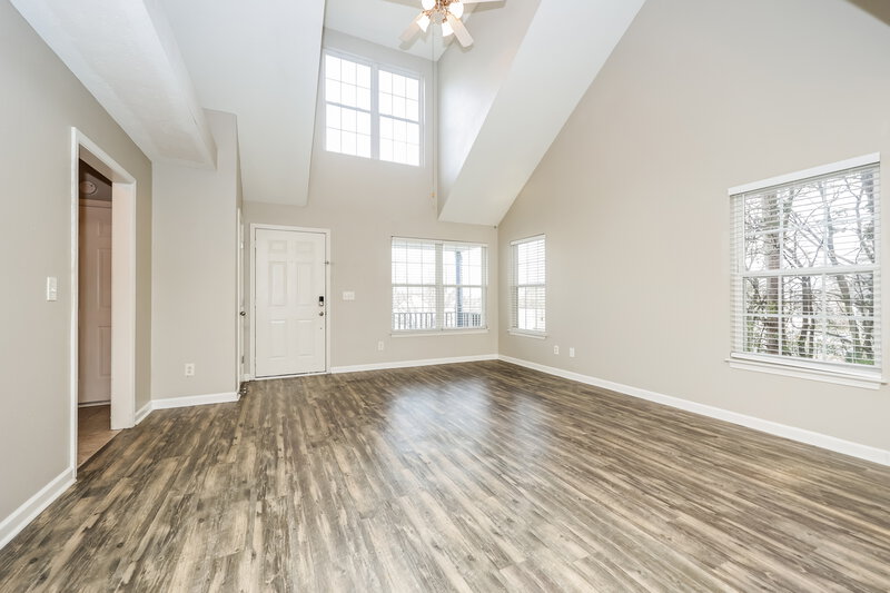 2,110/Mo, 317 Davids Way La Vergne, TN 37086 Living Room View