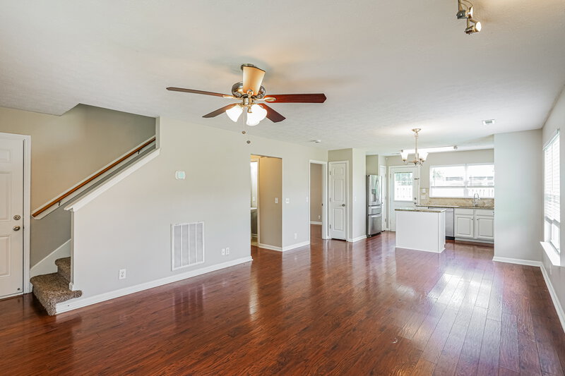 2,335/Mo, 2900 Summer Hollow Ct Hermitage, TN 37076 Living Room View 2