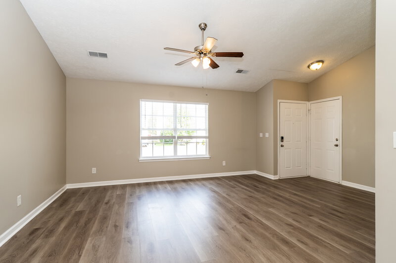 2,180/Mo, 3252 Cain Harbor Dr Nashville, TN 37214 Living Room View