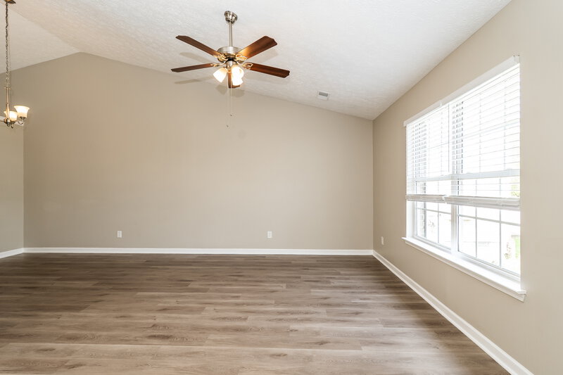 2,180/Mo, 3252 Cain Harbor Dr Nashville, TN 37214 Living Room View 2