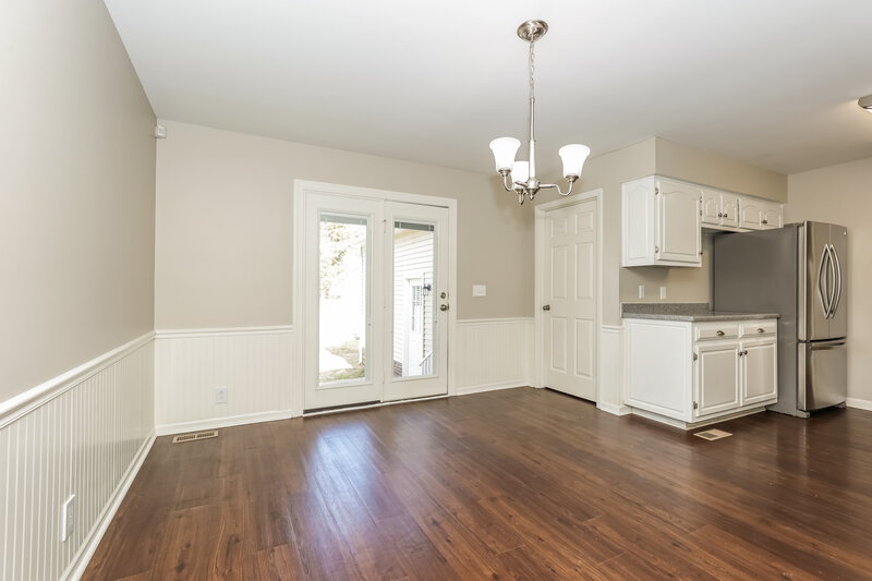 1,990/Mo, 1435 Ashlawn Dr Murfreesboro, TN 37129 Dining Room View