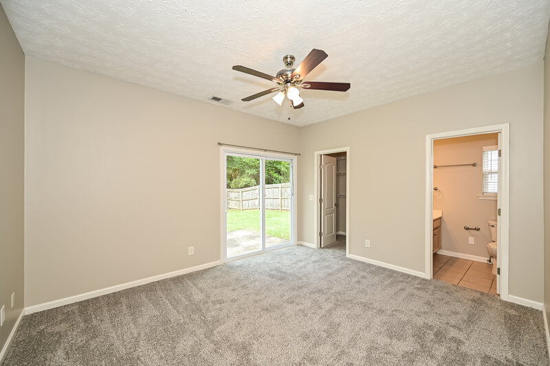 2,185/Mo, 1903 Champlain Dr La Vergne, TN 37086 Main Bedroom View