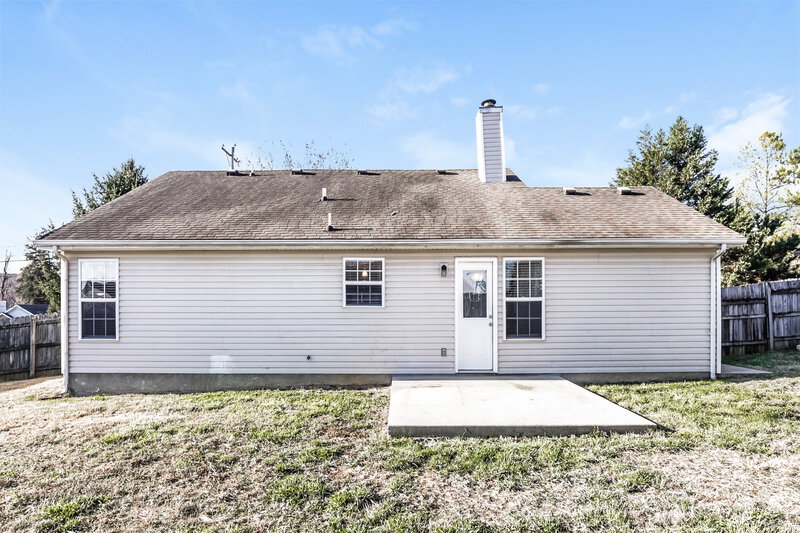 1,795/Mo, 866 Lavergne Ln La Vergne, TN 37086 Rear View