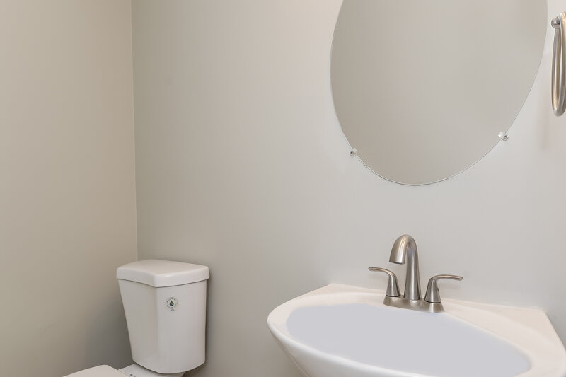 2,250/Mo, 3420 Cainbrook Xing Antioch, TN 37013 Bathroom View