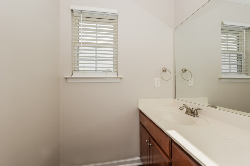 2,255/Mo, 1002 Don Blair Drive Smyrna, TN 37167 Bathroom View
