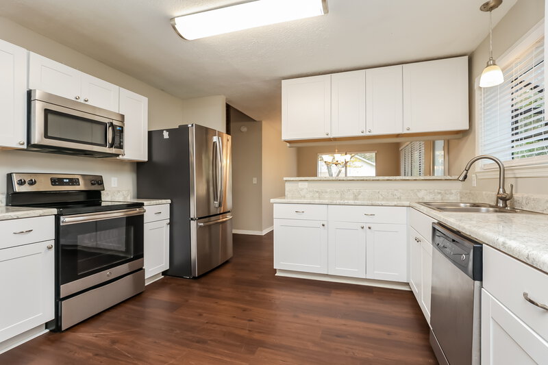 2,635/Mo, 609 Steven Dr Smyrna, TN 37167 Kitchen View 2