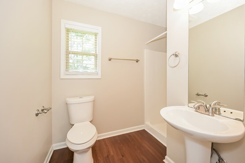 2,595/Mo, 165 Brookview Cir Goodlettsville, TN 37072 Bathroom View