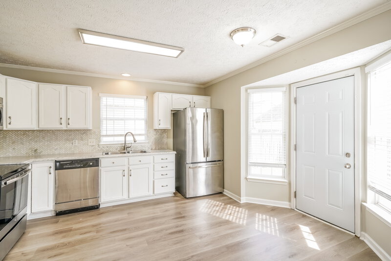 2,265/Mo, 2618 River Meade Way Nashville, TN 37214 Kitchen View 2