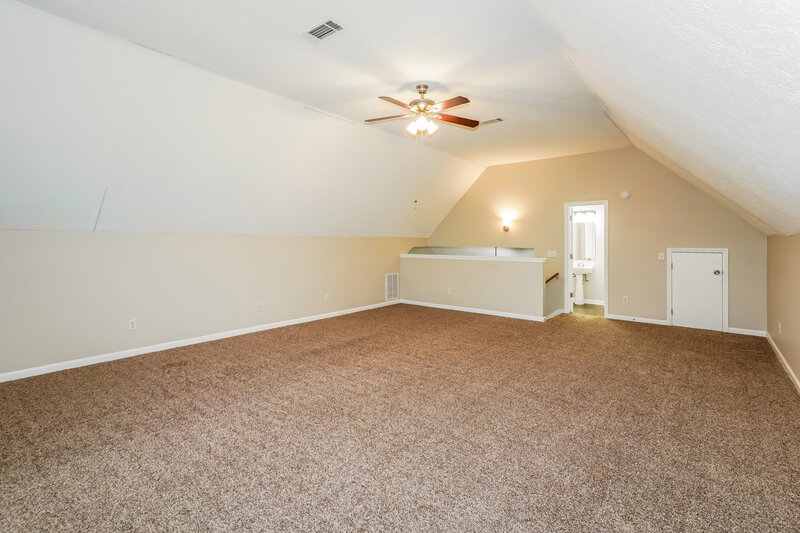 1,995/Mo, 7036 Hickory Pass Ln Antioch, TN 37013 Bonus Room View