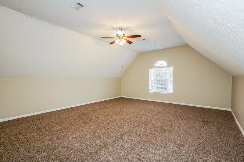 1,995/Mo, 7036 Hickory Pass Ln Antioch, TN 37013 Bonus Room View 2