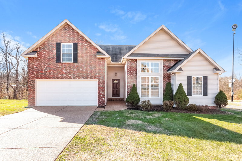 1,950/Mo, 1110 Golf View Way Spring Hill, TN 37174 External View