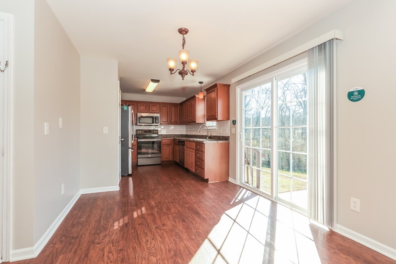 1,950/Mo, 1110 Golf View Way Spring Hill, TN 37174 Dining Room View