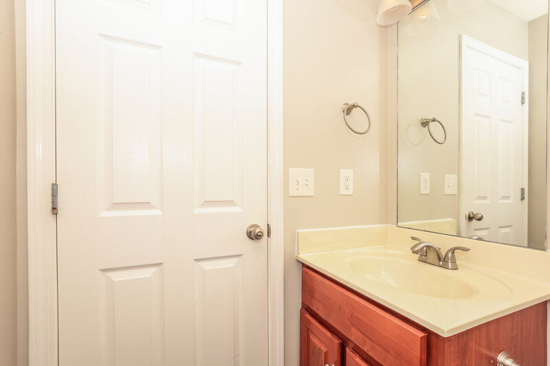 1,950/Mo, 1110 Golf View Way Spring Hill, TN 37174 Bathroom View
