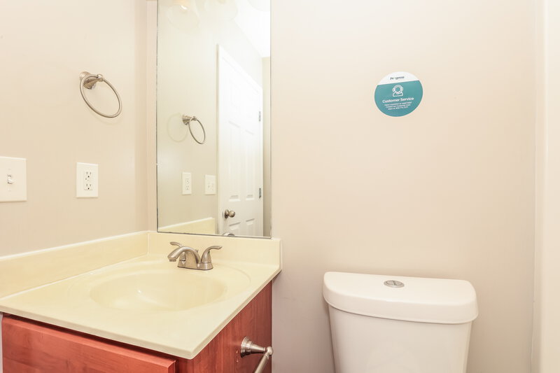 1,950/Mo, 1110 Golf View Way Spring Hill, TN 37174 Bathroom View 2