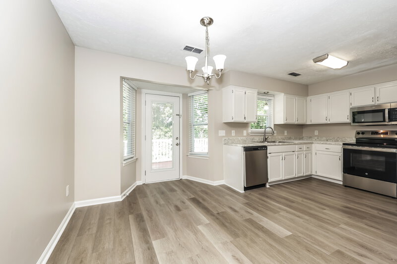 1,830/Mo, 801 Bishopsgate Rd Antioch, TN 37013 Dining Room View