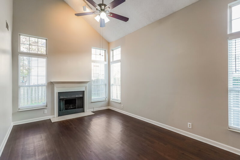 1,925/Mo, 3104 Chambley Ct Hermitage, TN 37076 Living Room View