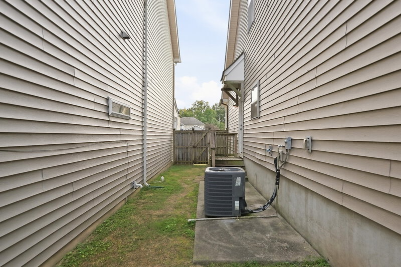 2,125/Mo, 2237 Dale View Dr Antioch, TN 37013 Exterior View