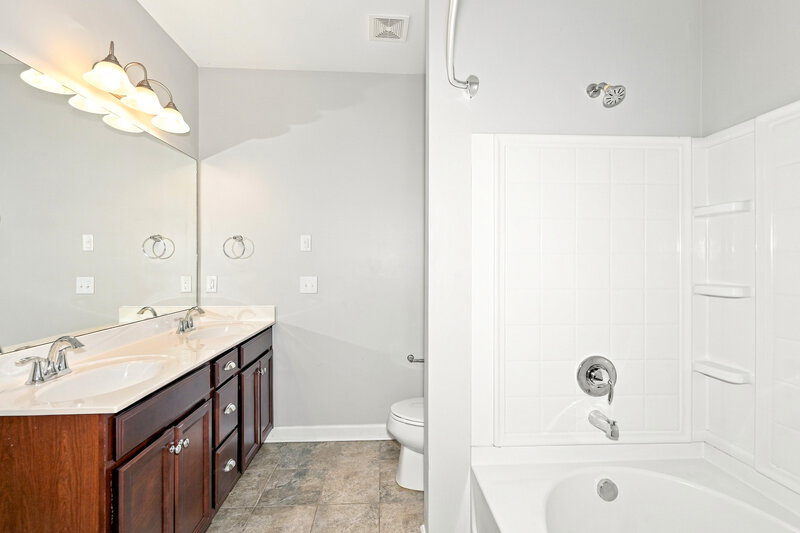 2,125/Mo, 2237 Dale View Dr Antioch, TN 37013 Bathroom View 2