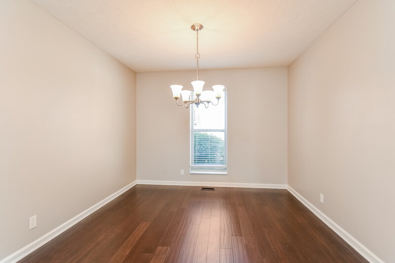 0/Mo, 3708 Seasons Dr Antioch, TN 37013 Dining Room View