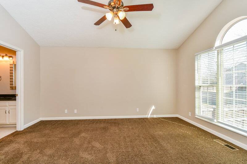 0/Mo, 3708 Seasons Dr Antioch, TN 37013 Main Bedroom View