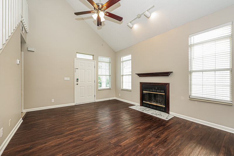 2,525/Mo, 909 Bexhill Ct S Hermitage, TN 37076 Living Room View