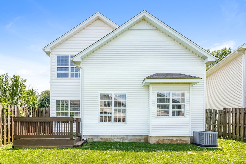 2,320/Mo, 909 Bexhill Ct S Hermitage, TN 37076 Rear View