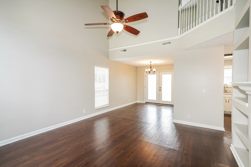 2,445/Mo, 1609 Berrywood Way Nashville, TN 37207 Living Room View
