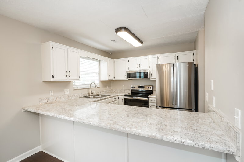 2,445/Mo, 1609 Berrywood Way Nashville, TN 37207 Kitchen View