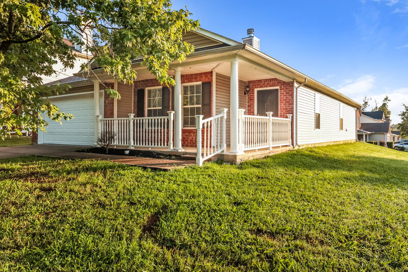 1,880/Mo, 5069 Smith Springs Pkwy Antioch, TN 37013 Front View