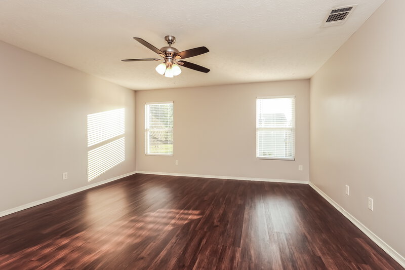 1,880/Mo, 5069 Smith Springs Pkwy Antioch, TN 37013 Main Bedroom View