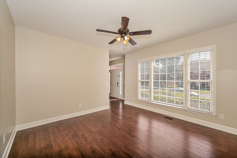 2,750/Mo, 4340 Cambridge Dr Antioch, TN 37013 Office View