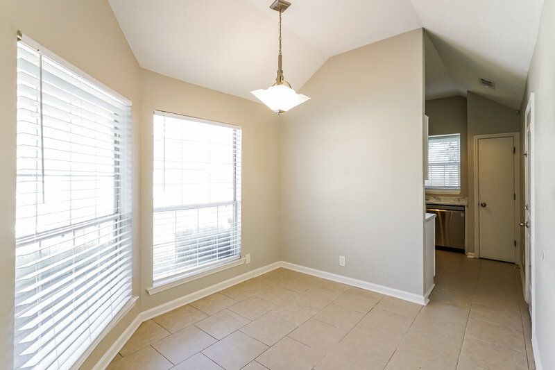 2,050/Mo, 2805 Steamboat Dr Nashville, TN 37214 Dining Room View