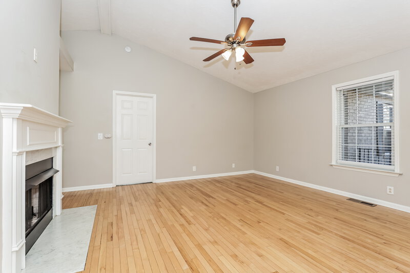 2,005/Mo, 304 Rocky Top Ct Antioch, TN 37013 Living Room View