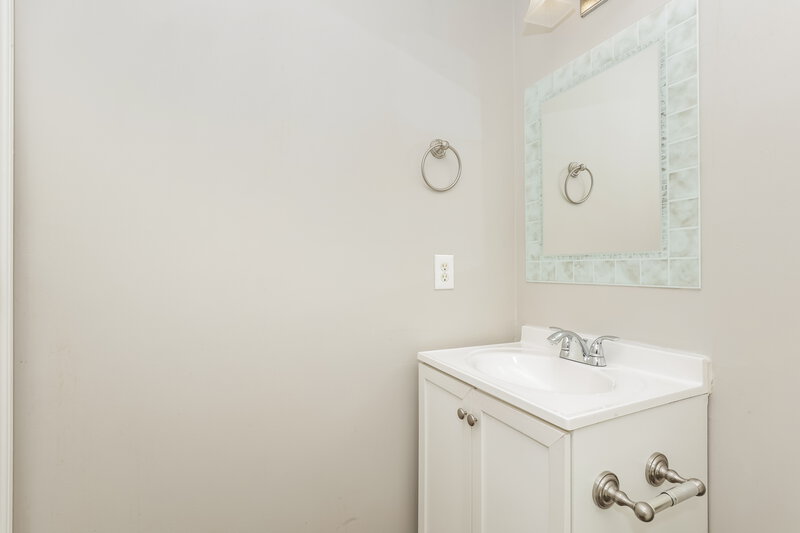 2,005/Mo, 304 Rocky Top Ct Antioch, TN 37013 Bathroom View