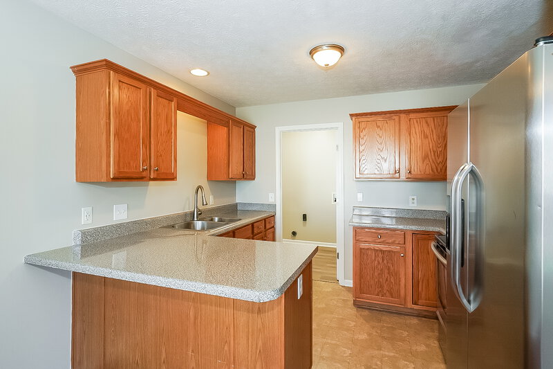 1,900/Mo, 119 Shady View Dr Hendersonville, TN 37075 Kitchen View