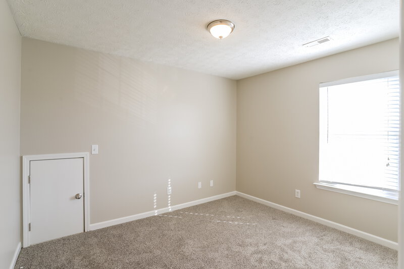 1,900/Mo, 119 Shady View Dr Hendersonville, TN 37075 Bedroom View