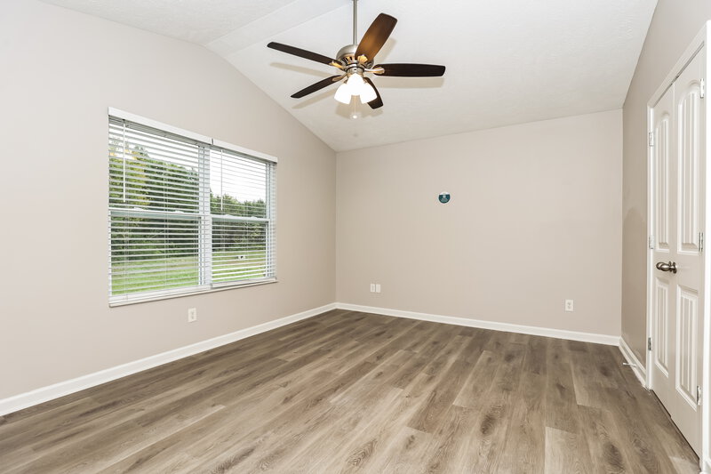 2,055/Mo, 1560 Rockglade Run Antioch, TN 37013 Main Bedroom View