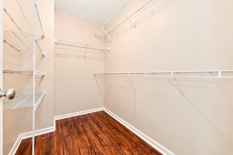 2,290/Mo, 817 Sandworth Cv Antioch, TN 37013 Amenities View