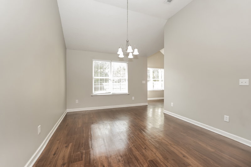 2,015/Mo, 1004 Dupree Point Dr Antioch, TN 37013 Dining Room View 2