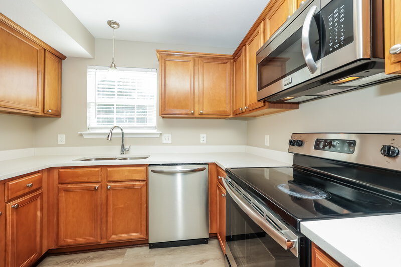 2,005/Mo, 8197 Ramstone Way Antioch, TN 37013 Kitchen View 2